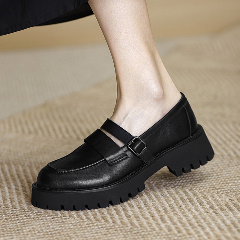 黒スニーカー ストラップ付き厚底ローファー運動靴