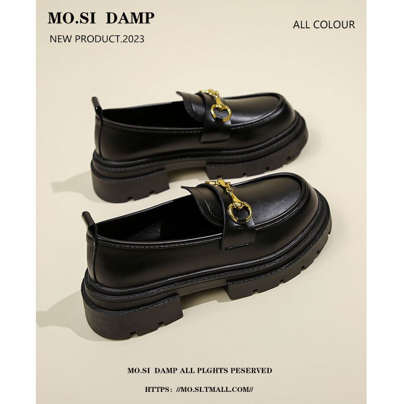 黒スニーカー 金具装飾ローファー風厚底カジュアルシューズ