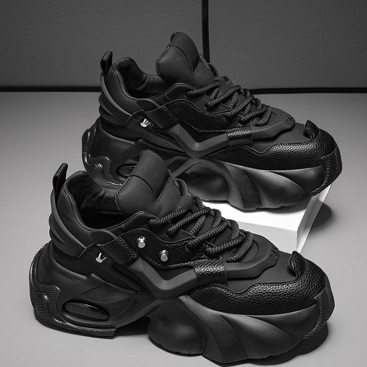 https://fulmo-img-server.com/black-sneaker-factory/ca564c6a-31a0-4d1d-8ad2-a395d9bd76ab.jpg