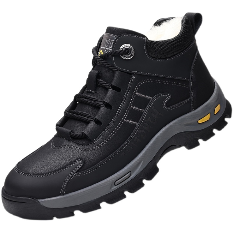 https://fulmo-img-server.com/black-sneaker-factory/d554021d-78d7-41f3-b057-20b13733a27a.jpg