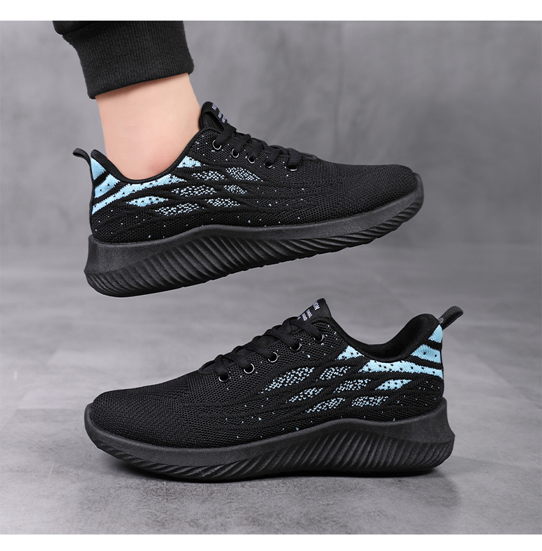 https://fulmo-img-server.com/black-sneaker-factory/d65f0065-51df-4b5f-ba9f-3ecdaa48c2d5.jpg