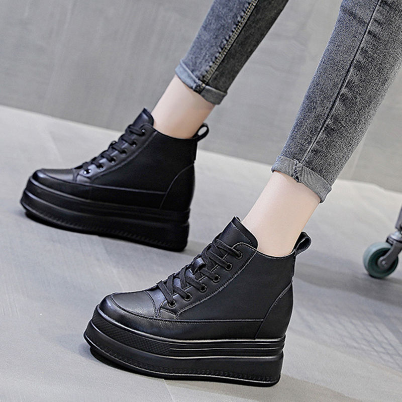 黒スニーカー 厚底ハイカットスニーカー