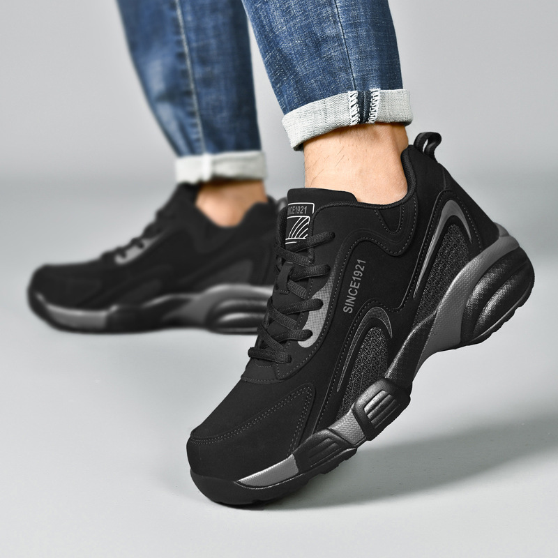 https://fulmo-img-server.com/black-sneaker-factory/db59abd3-7b11-46db-8ea0-f8c5b55e698e.jpg