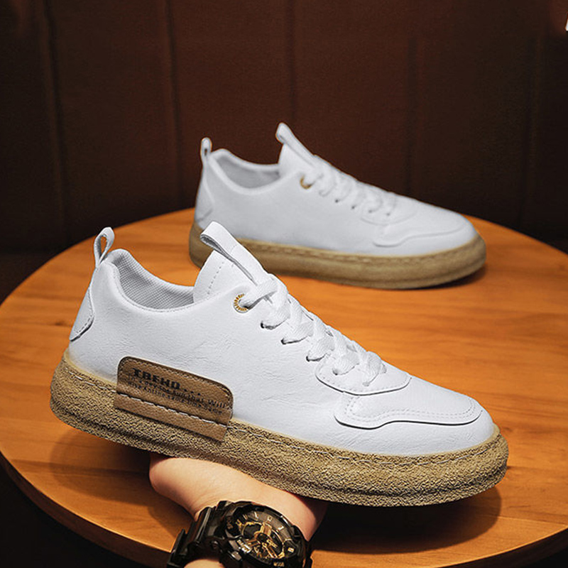 https://fulmo-img-server.com/black-sneaker-factory/ec569457-c3e8-470c-a8a0-4172184b58dc.jpg