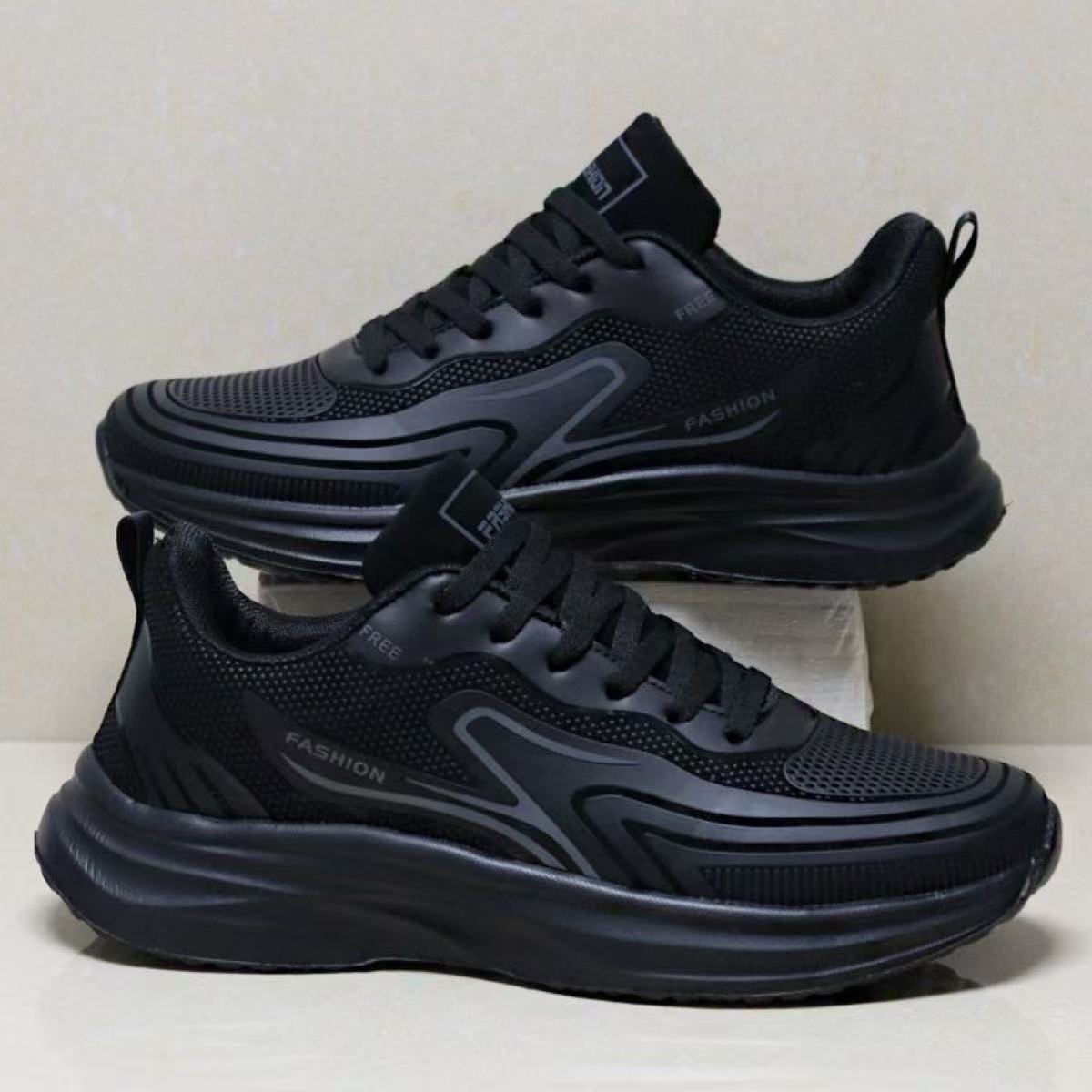 https://fulmo-img-server.com/black-sneaker-factory/fa9de250-96c5-4cad-b1f5-373017c61da9.jpg