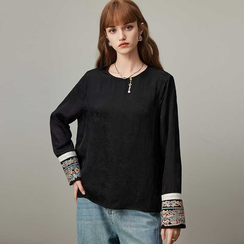 黒ブラウス 刺繍袖デザイン シフォンブラウス