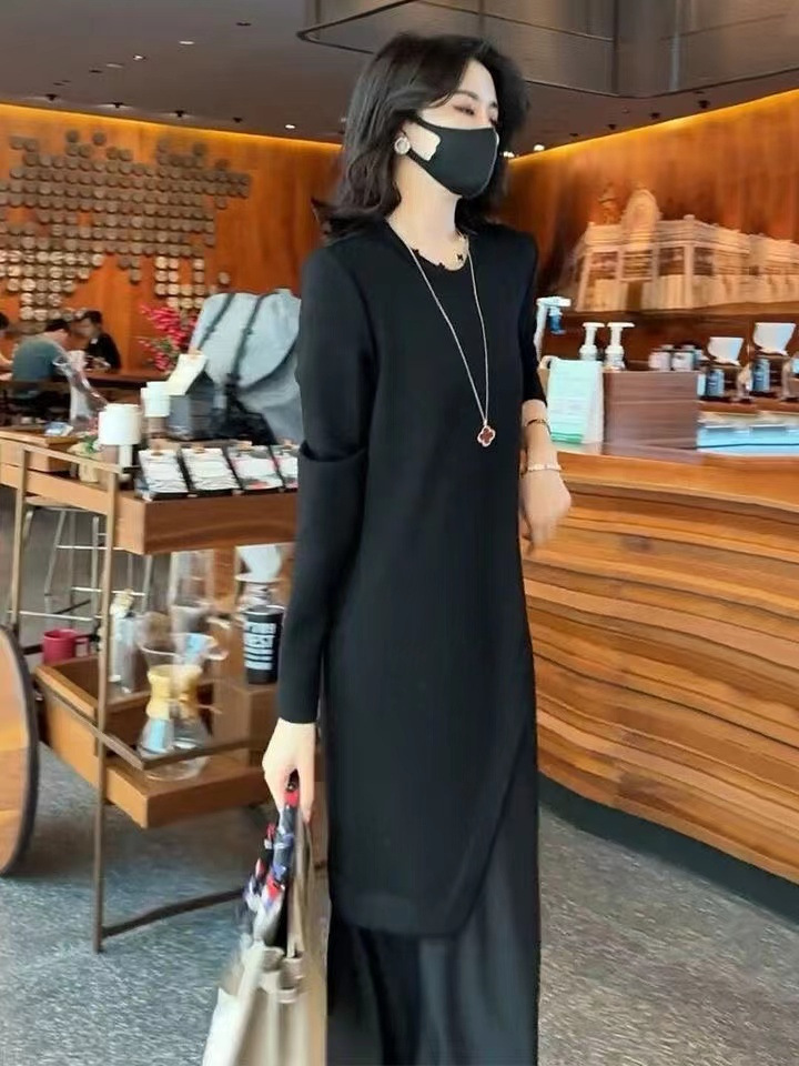 二〇二四年新作ニット黒ワンピース長袖ロング丈大人きれいめ