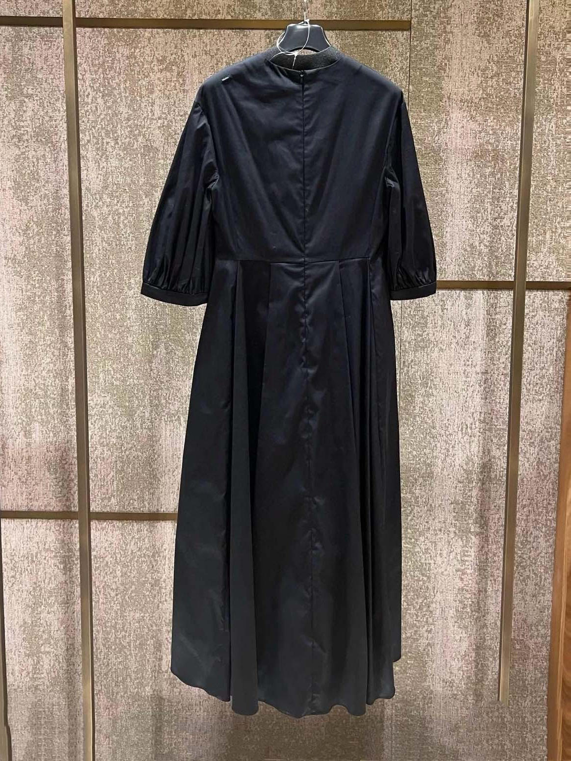 黒ワンピース 優雅なパフスリーブロングワンピース