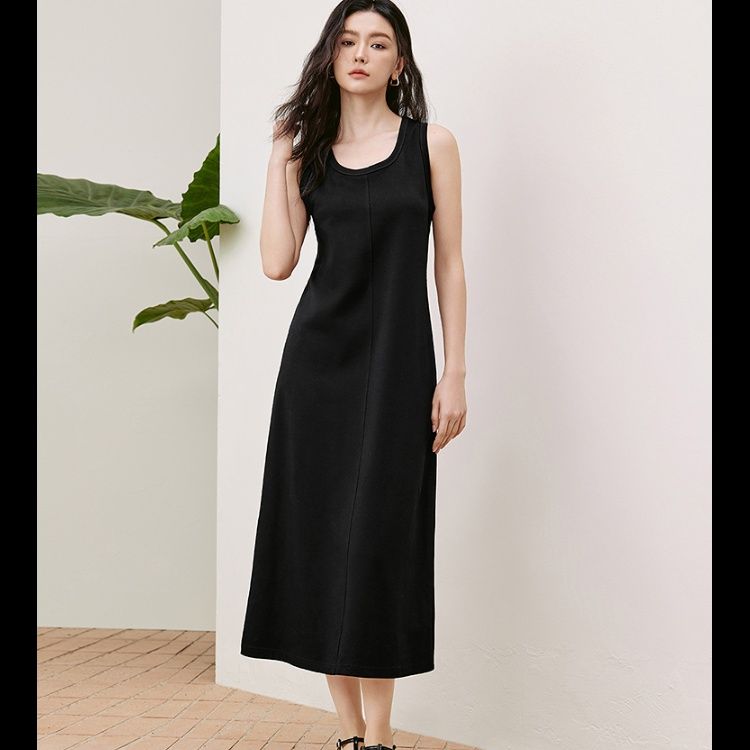 黒ワンピース シンプル美ライン ロングワンピース
