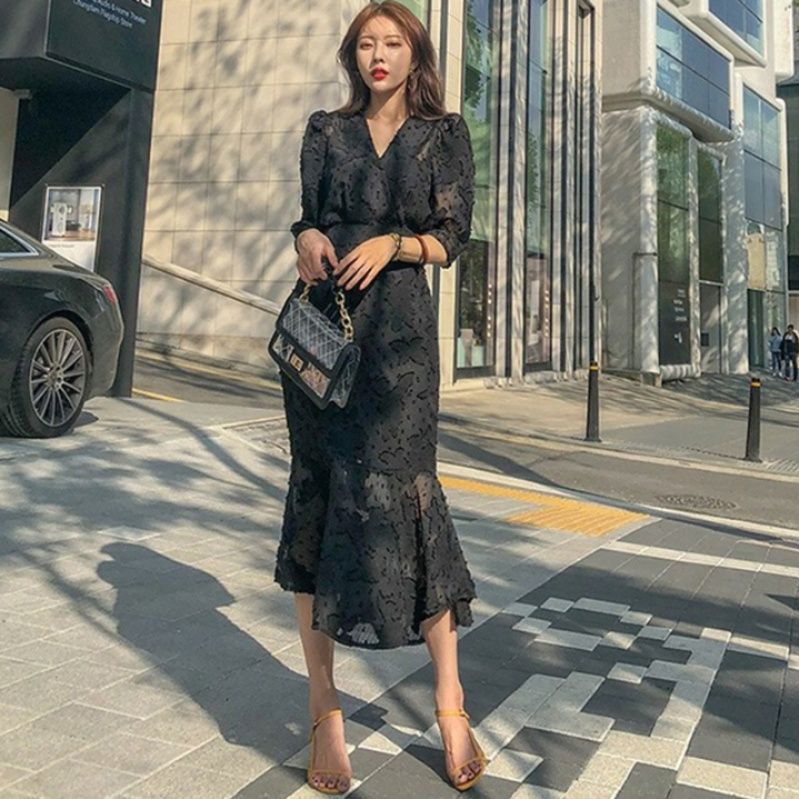 黒ワンピース 花柄レース ロングワンピース Vネック フィッシュテール 黒