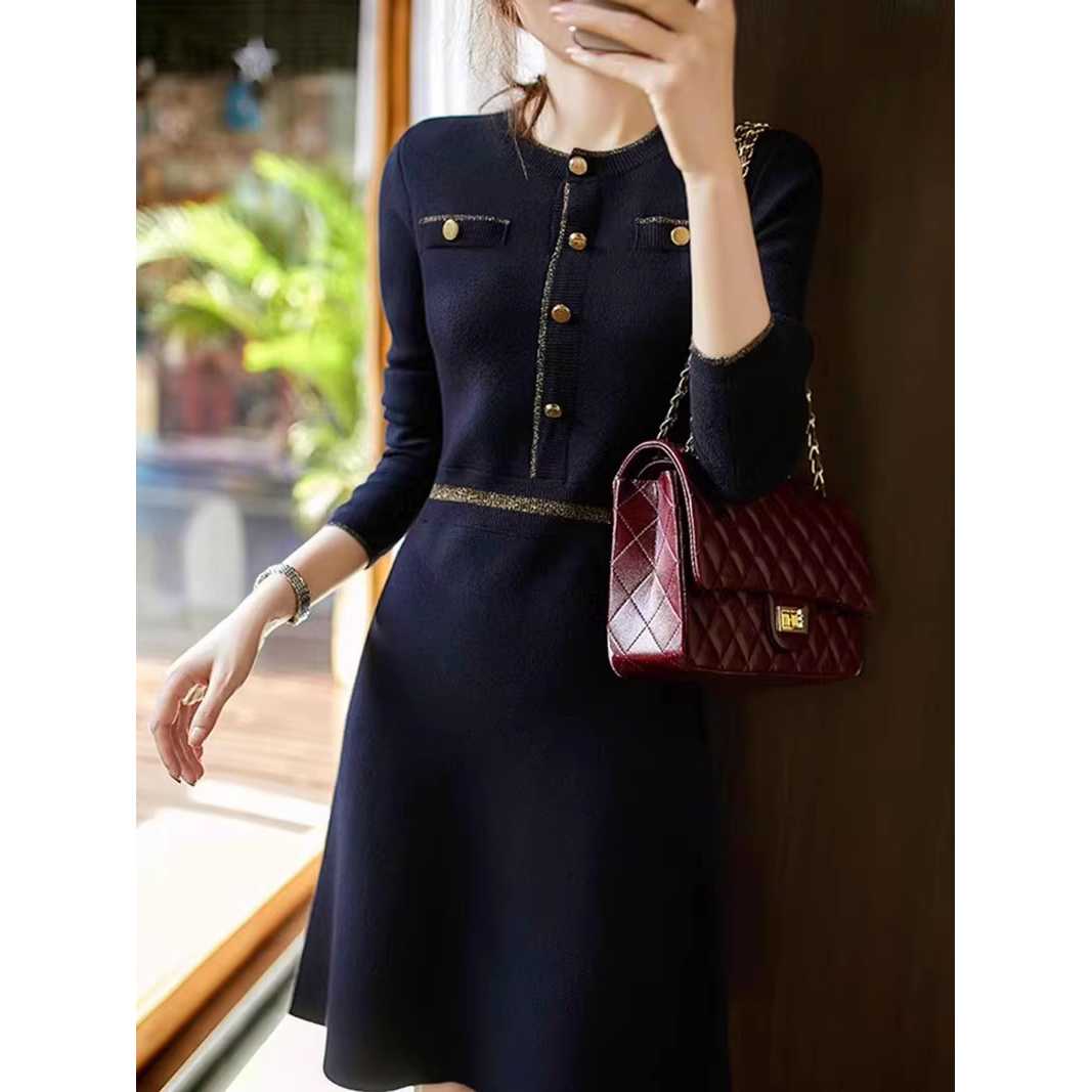 黒ワンピース クラシカル上品ニットワンピース