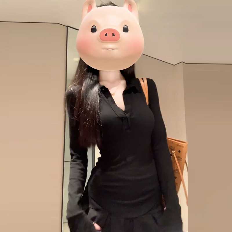 黒ワンピース フレアデザインタイトワンピース