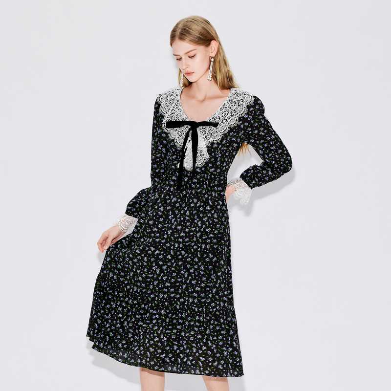 黒ワンピース 小花柄レース襟リボンワンピース