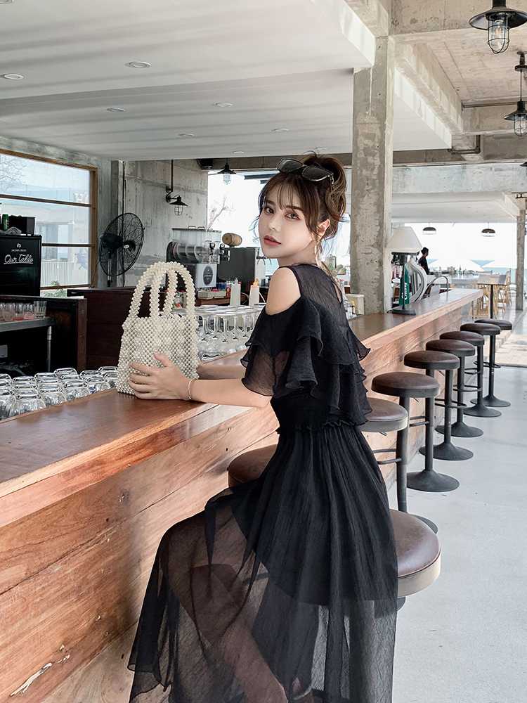 黒ワンピース シフォン肩あきフリルワンピース