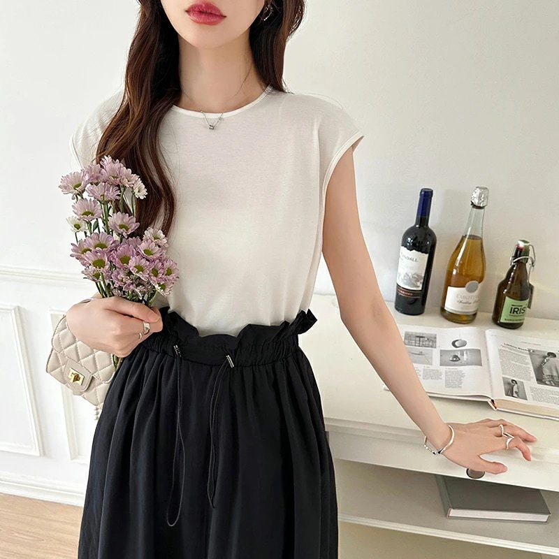 https://fulmo-img-server.com/blackelegance/2d52b766-5ed5-454b-8db9-f1c0e26732d2.jpg