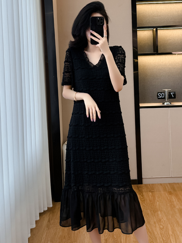 黒ワンピース 優美レース裾シフォンロングワンピース