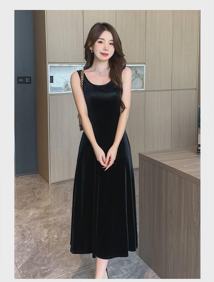 黒ワンピース 優美なベロアロングワンピース