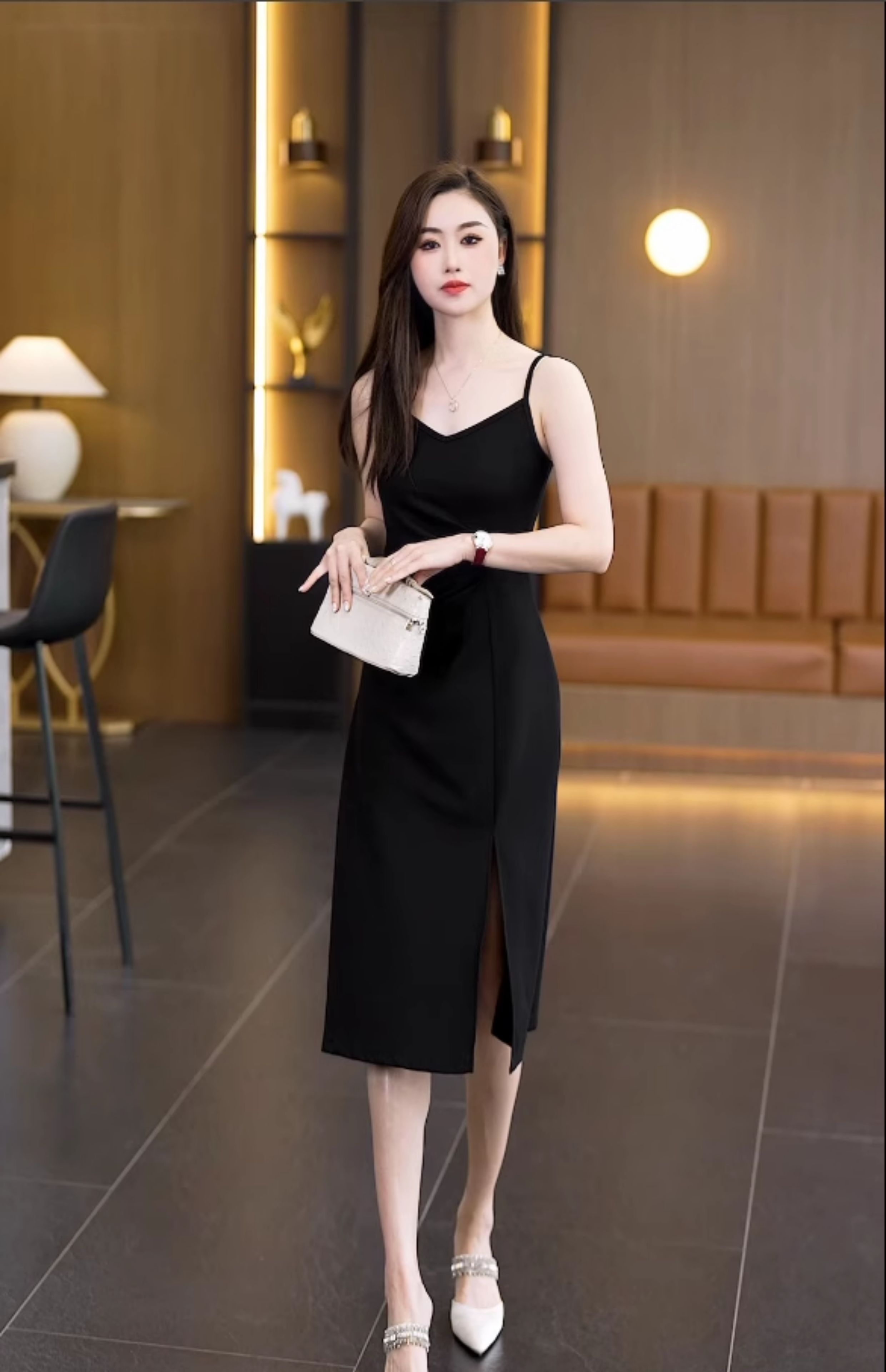 黒ワンピース 優美スリットキャミワンピース