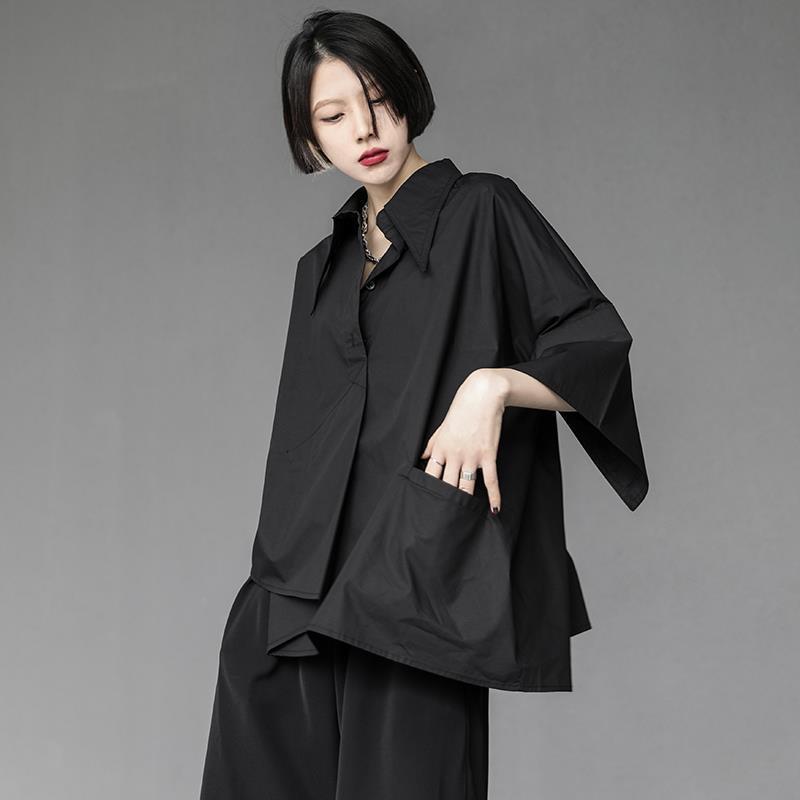 黒シャツ ゆったりシルエット変形袖シャツ