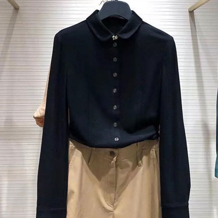 黒シャツ スタイリッシュ シャツカラー ブラウス