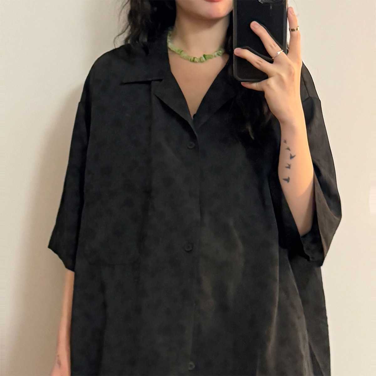 黒シャツ レトロ柄オーバーサイズ開襟シャツ