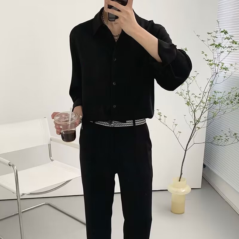 黒シャツ しなやかドレープ長袖シャツ