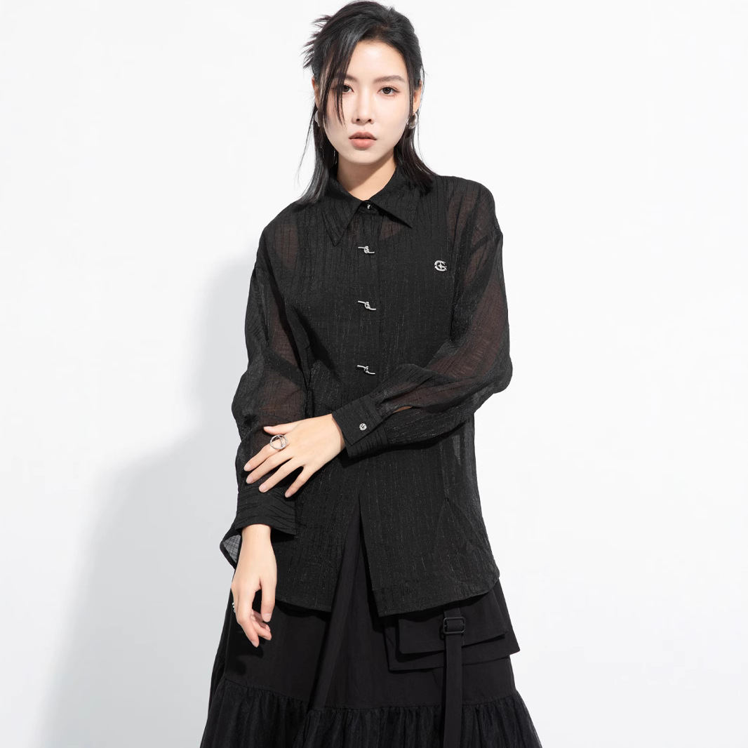 黒シャツ 波紋模様シアーシャツ