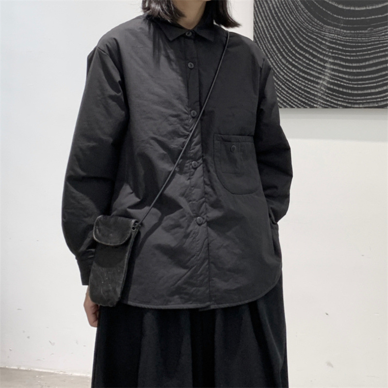 トレンド感溢れる！黒 オーバー サイズ シャツで作る大人の余裕コーデ5選