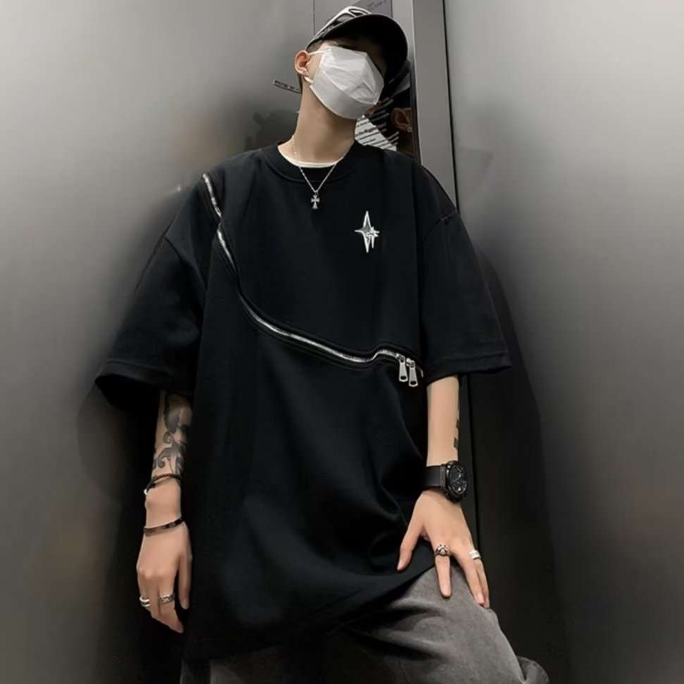 黒コーデ ジップライン ストリートゴシックTシャツ