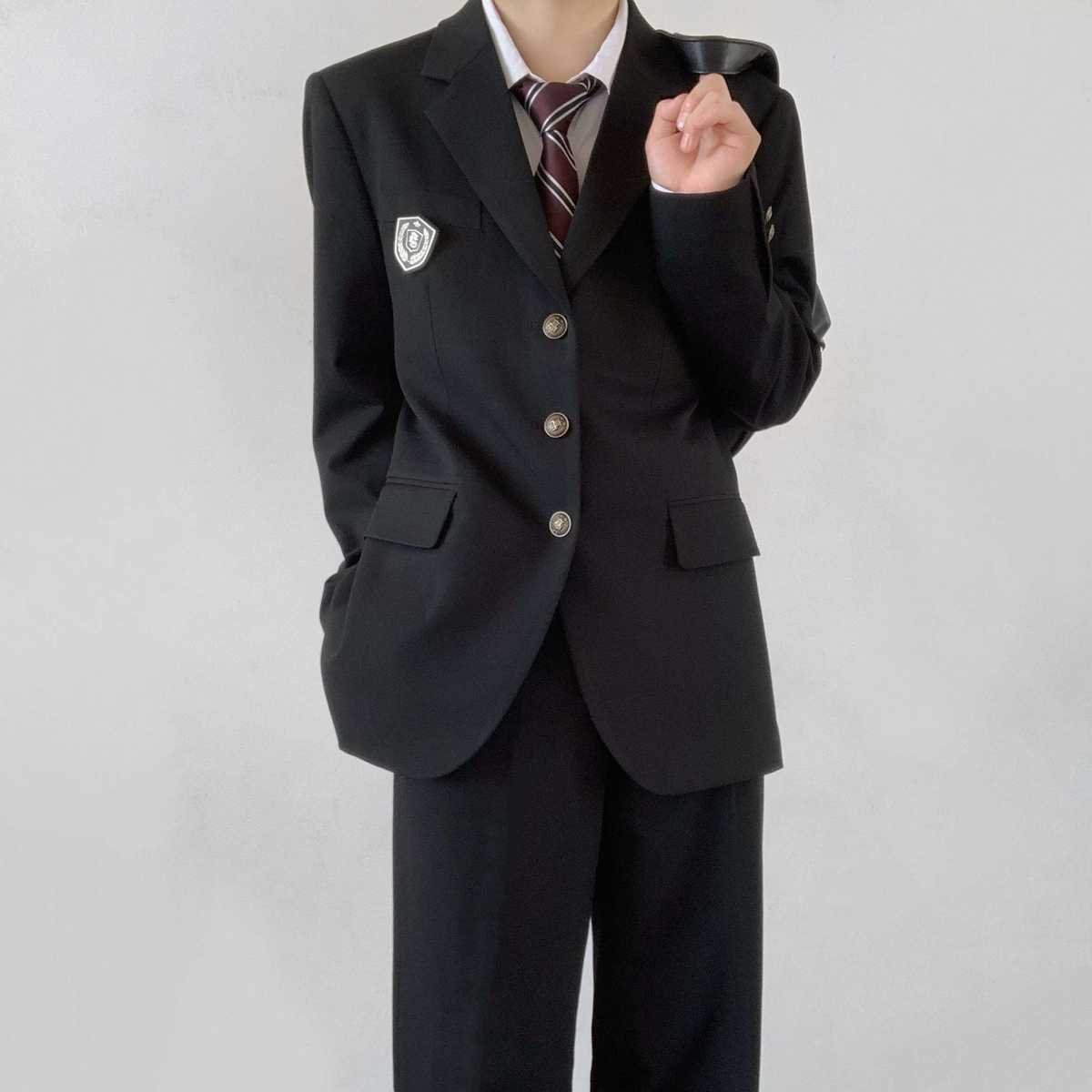 黒コーデ 学生制服風ブラックスーツセット