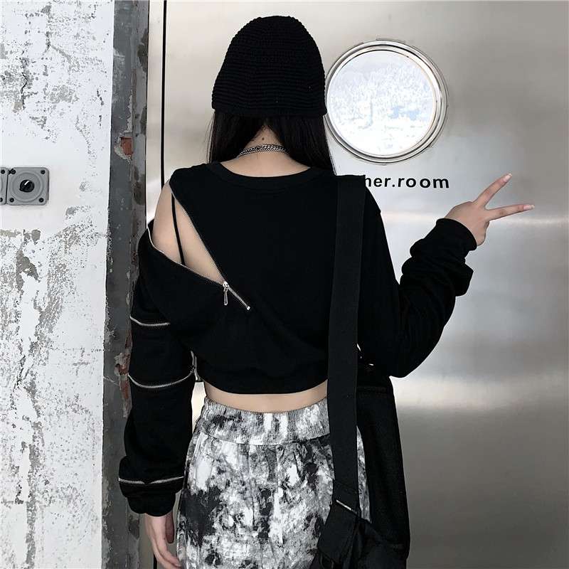 https://fulmo-img-server.com/blackmode/2beb80d8fd54478c83897732b4b9f780.jpg