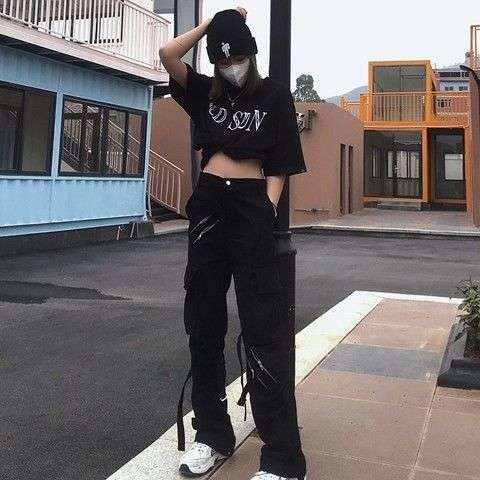 黒コーデ ストリートゴシックカーゴパンツ