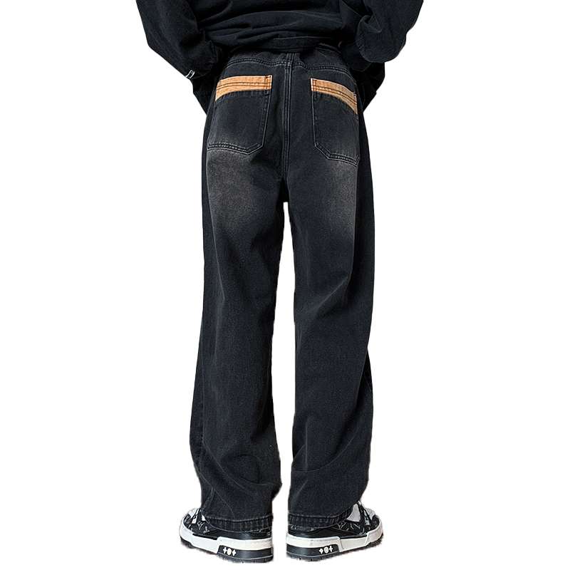 黒コーデ ヴィンテージ風ワイドデニムパンツ
