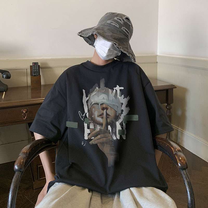 黒コーデ ミステリアスシルエットオーバーサイズTシャツ