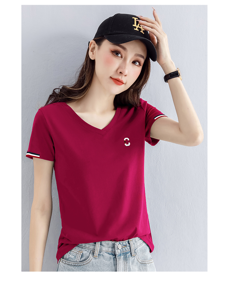 白Tシャツ トリコロール刺繍入り細身Vネック