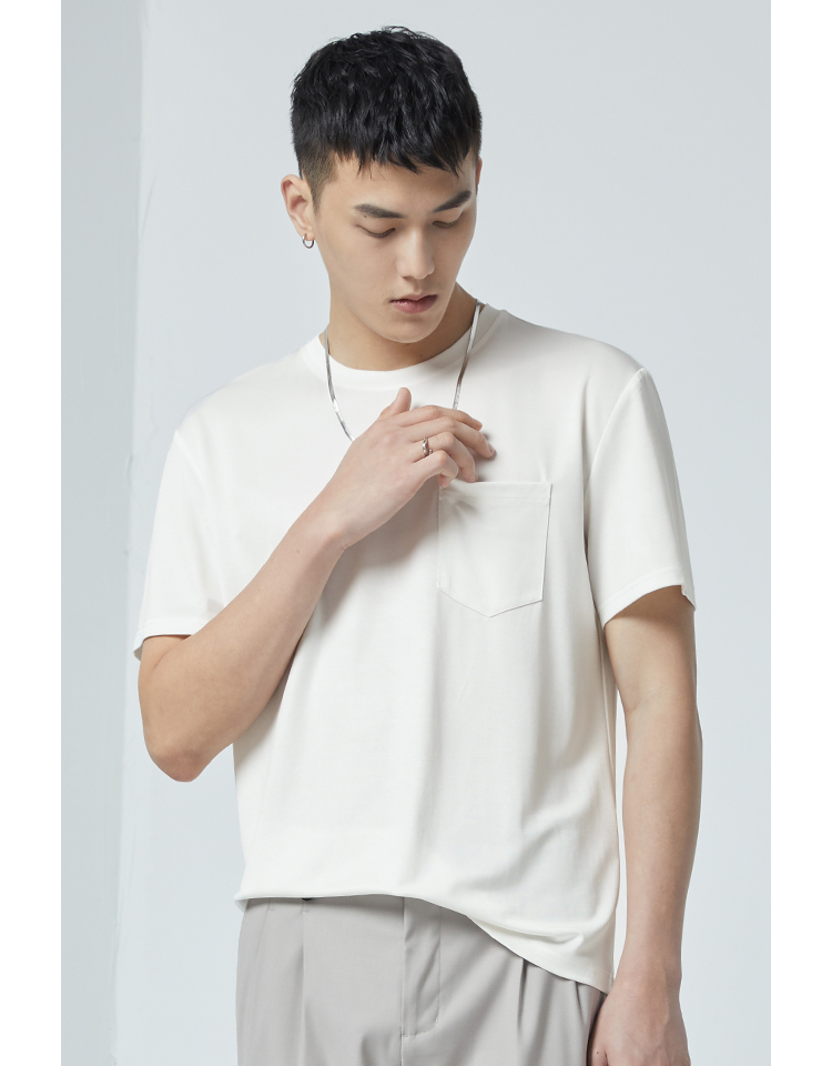 白Tシャツ 究極のシンプル胸ポケット半袖