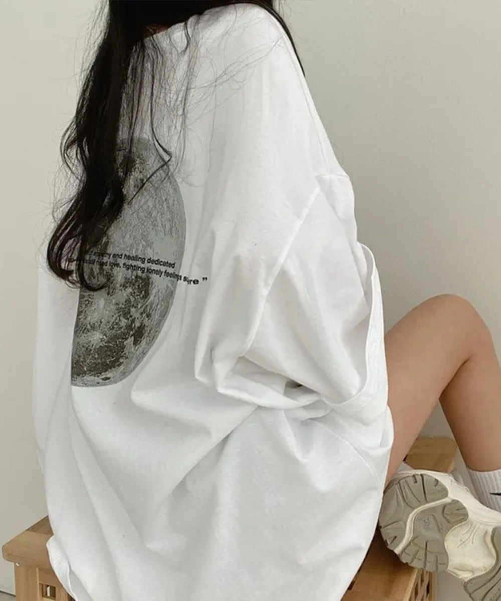 白Tシャツ 月柄バックプリント ゆったり半袖Tシャツ