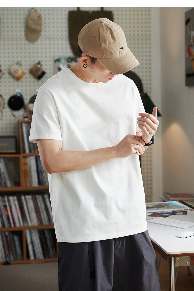 白Tシャツ すっきり着こなし クルーネック半袖
