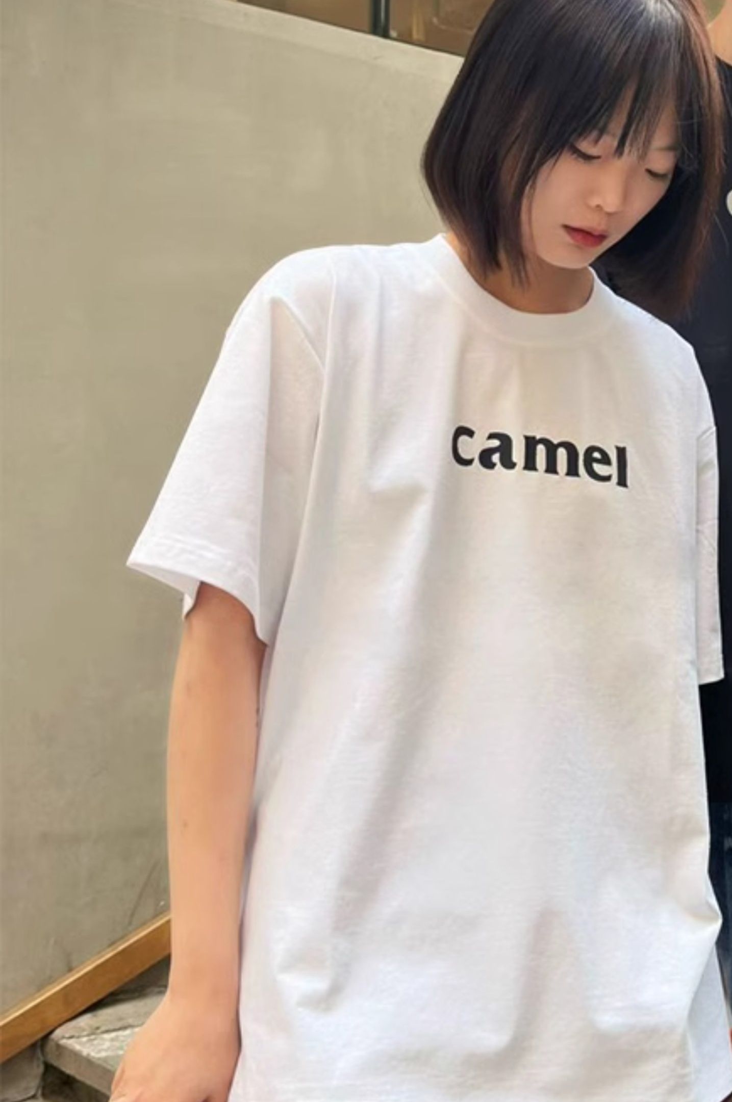 白Tシャツ レディース シンプルロゴプリント半袖カットソー