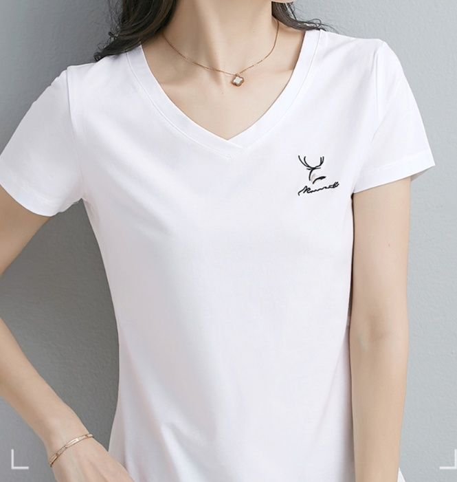 白Tシャツ レディース シンプル清楚な鹿モチーフ半袖