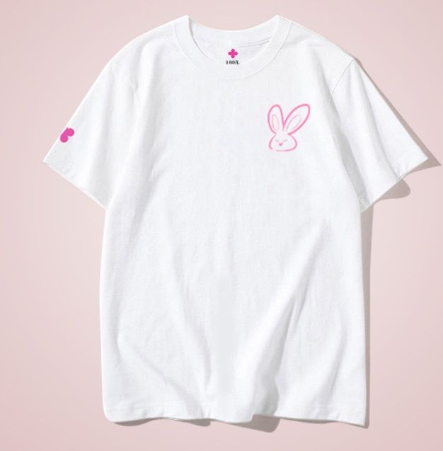 白Tシャツ レディース うさぎモチーフ花柄デザインTシャツ