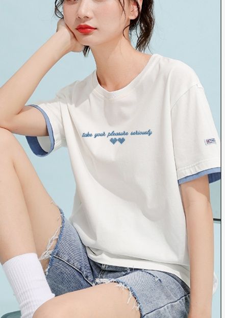 白Tシャツ レディース おやすみモチーフ配色リブ付きカットソー