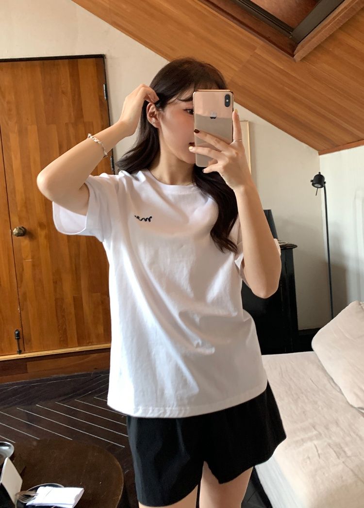 白Tシャツ レディース まつげ刺繍 やさしい着心地の半袖
