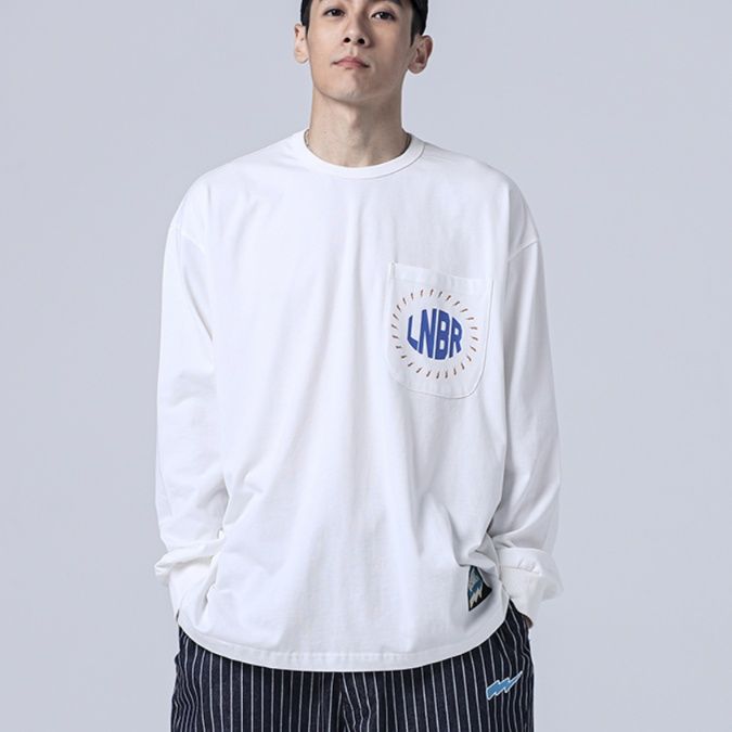 白Tシャツ メンズ ゆったりペイズリー柄ポケット長袖