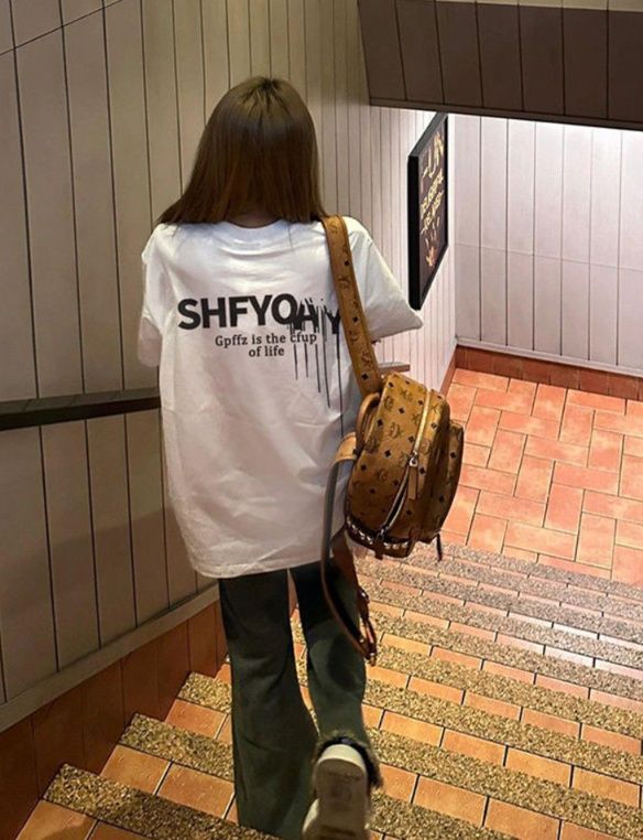 白Tシャツ レディース ストリート感覚メッセージ入り半袖