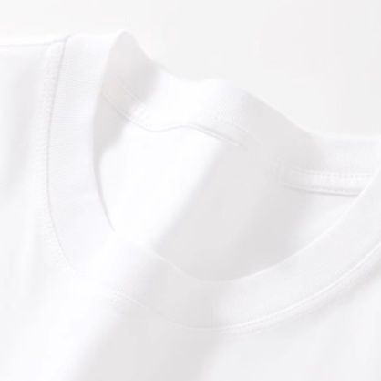 白Tシャツ ミニマル シンプル クルーネック