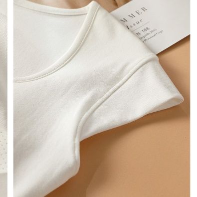 白Tシャツ 美胸機能付き スクエアネック半袖