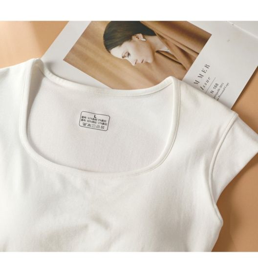 白Tシャツ 美胸機能付き スクエアネック半袖