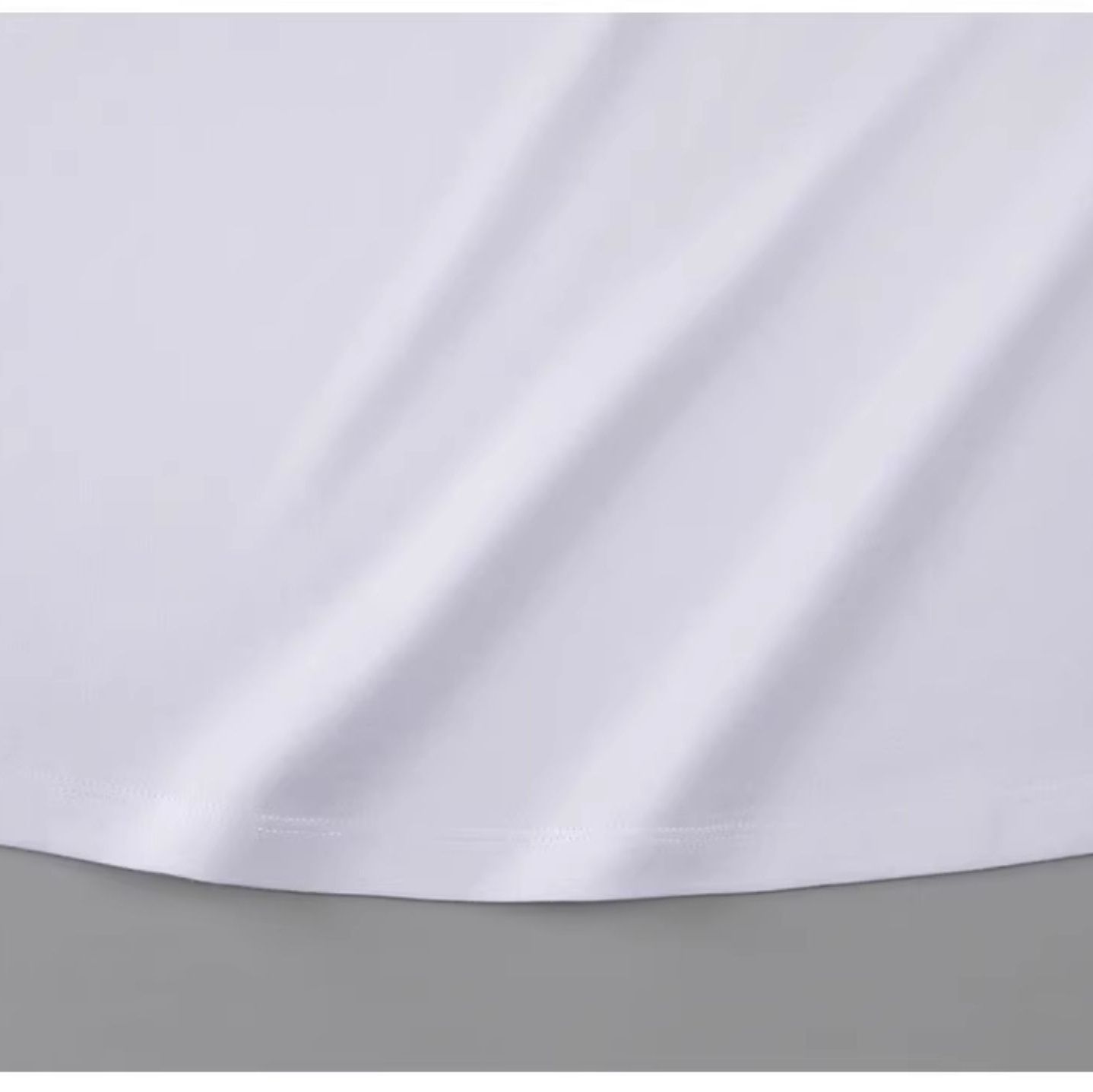 白Tシャツ 洗練シルエット 上質コットン半袖