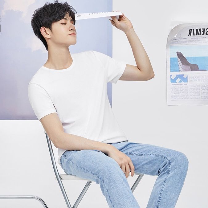 白Tシャツ 氷肌の夏向け快適シンプル上着